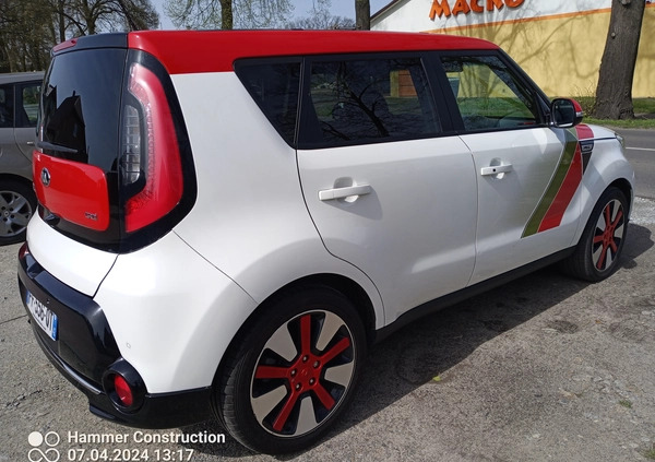 Kia Soul cena 41500 przebieg: 149000, rok produkcji 2015 z Przysucha małe 232